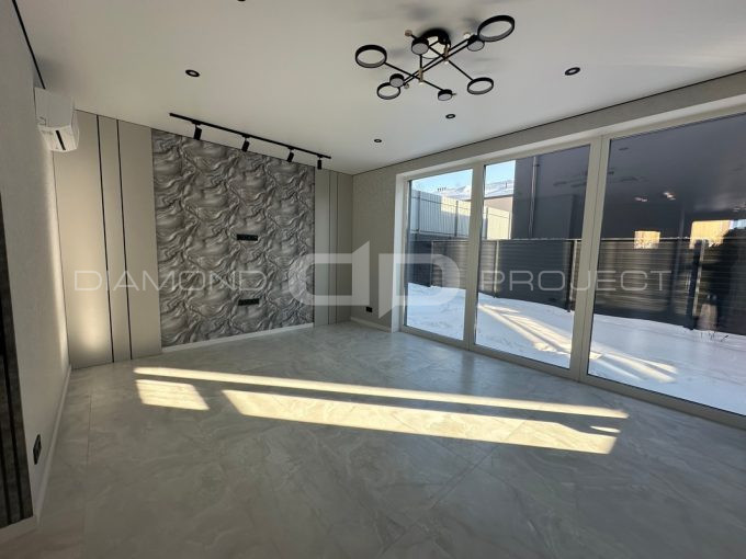 Дуплекс з ремонтом 120 кв.м. на 2 сотках землі біля ліцєю Петропавлівська Борщагівка